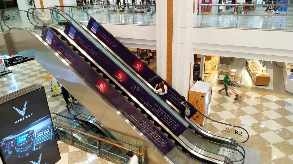 Một vài thông tin bổ ích về sản phẩm thang cuốn siêu thị