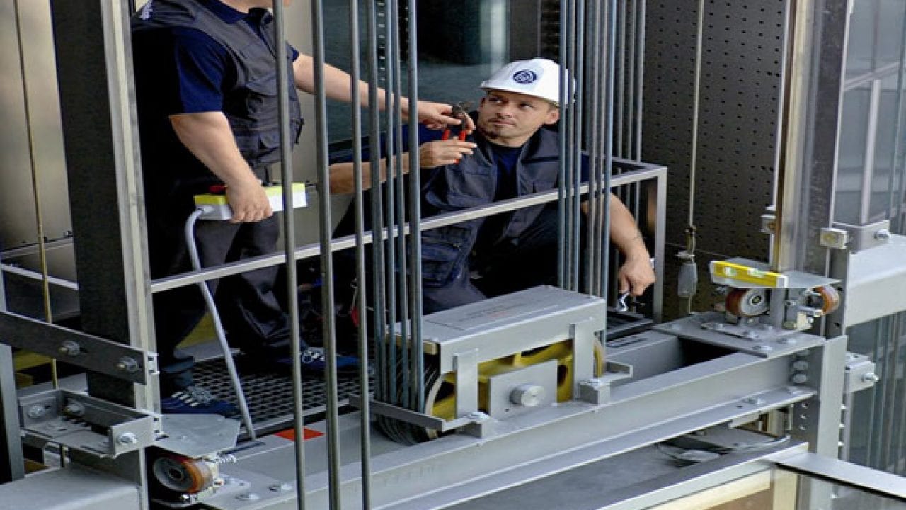 Quy trình bảo trì thang máy